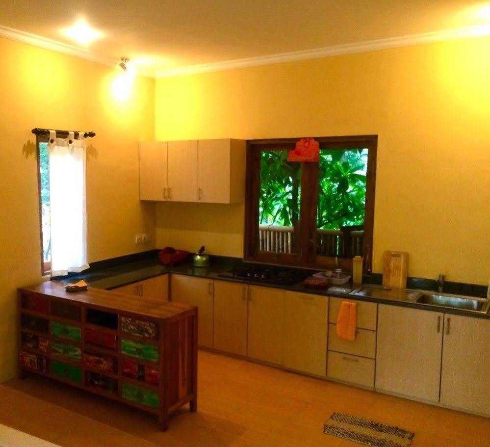 Shanti Toya Ashram Mambal Екстер'єр фото
